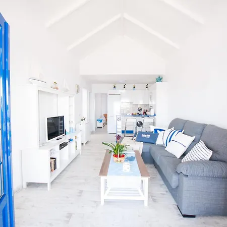 Seashell House On The Frontline Of The Ocean Apartman *